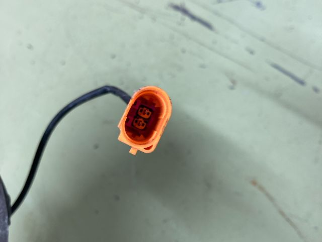 bontott AUDI A4 B8 Motor Tartó Bak (Fém)