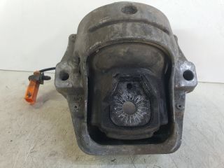 bontott AUDI A4 B8 Motor Tartó Bak (Fém)