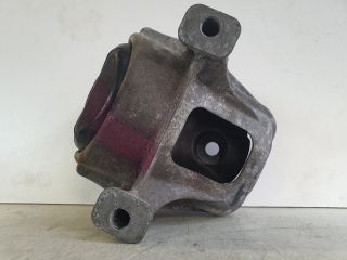 bontott AUDI A4 B8 Motor Tartó Bak (Fém)