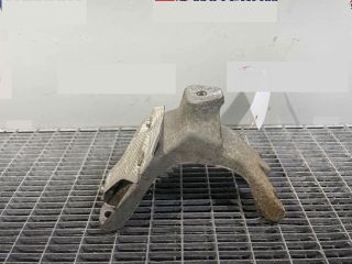 bontott AUDI A4 B8 Motor Tartó Bak Jobb