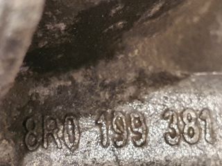 bontott AUDI A4 B8 Motor Tartó Bak Jobb