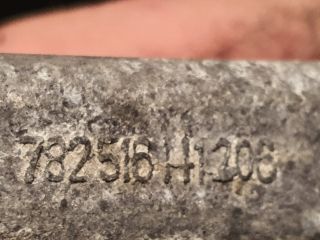 bontott AUDI A4 B8 Motor Tartó Bak Jobb