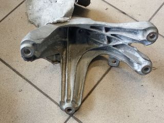 bontott AUDI A4 B8 Motor Tartó Bak (Pozíciófüggetlen)