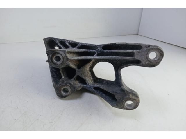 bontott AUDI A4 B8 Motor Tartó Bak (Pozíciófüggetlen)