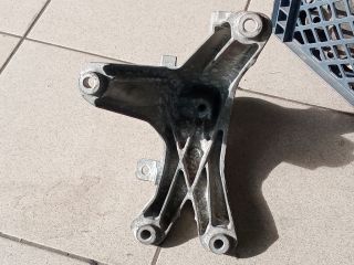 bontott AUDI A4 B8 Motor Tartó Bak (Pozíciófüggetlen)