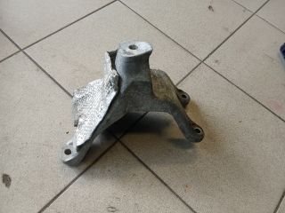bontott AUDI A4 B8 Motor Tartó Bak (Pozíciófüggetlen)