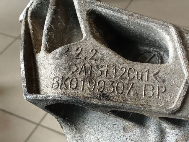 bontott AUDI A4 B8 Motor Tartó Bak (Pozíciófüggetlen)