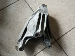 bontott AUDI A4 B8 Motor Tartó Bak (Pozíciófüggetlen)