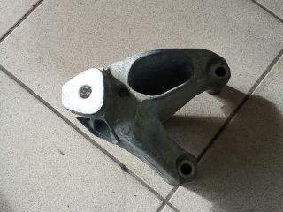 bontott AUDI A4 B8 Motor Tartó Bak (Pozíciófüggetlen)