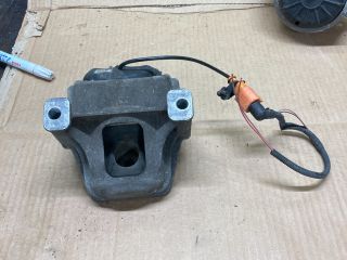 bontott AUDI A4 B8 Motor Tartó Bak (Pozíciófüggetlen)