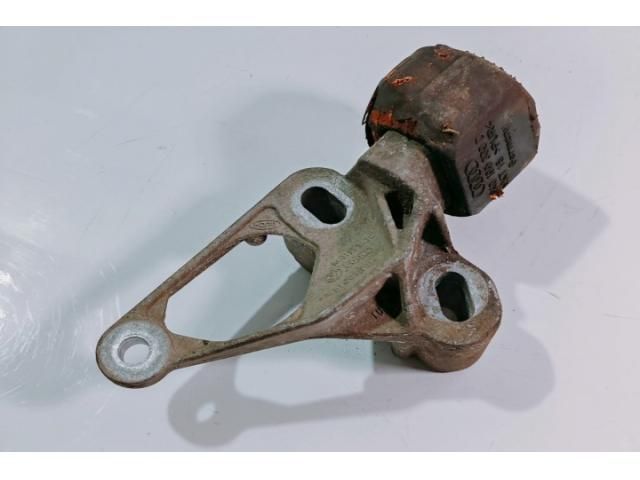 bontott AUDI A4 B8 Motor Tartó Bak (Pozíciófüggetlen)