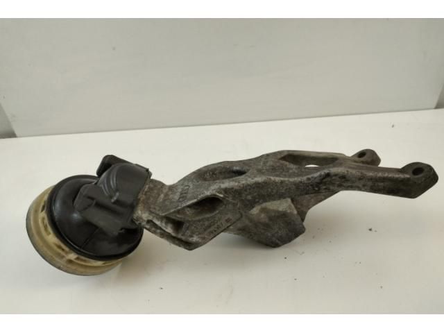 bontott AUDI A4 B8 Motor Tartó Bak (Pozíciófüggetlen)