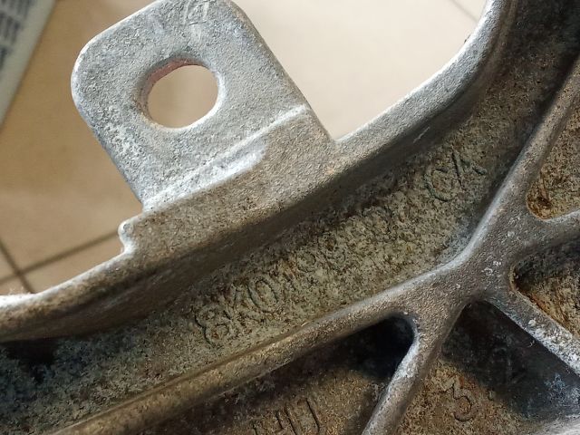 bontott AUDI A4 B8 Motor Tartó Bak (Pozíciófüggetlen)