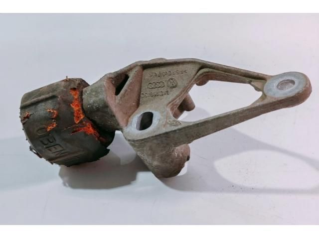 bontott AUDI A4 B8 Motor Tartó Bak (Pozíciófüggetlen)