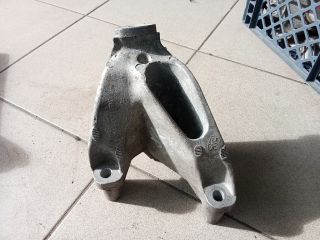 bontott AUDI A4 B8 Motor Tartó Bak (Pozíciófüggetlen)