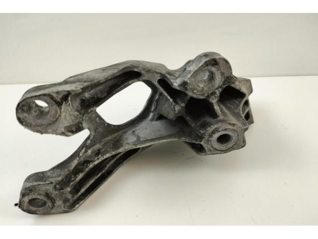 bontott AUDI A4 B8 Motor Tartó Bak (Pozíciófüggetlen)