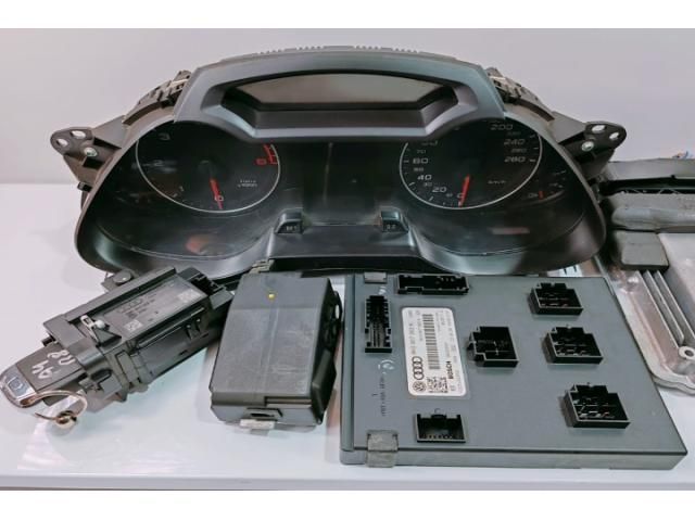 bontott AUDI A4 B8 Motorvezérlő
