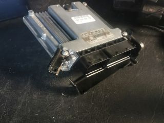 bontott AUDI A4 B8 Motorvezérlő