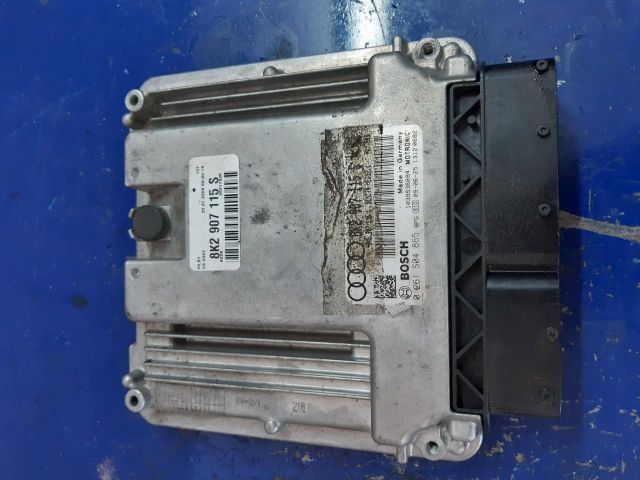 bontott AUDI A4 B8 Motorvezérlő