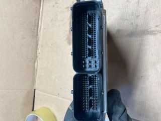 bontott AUDI A4 B8 Motorvezérlő