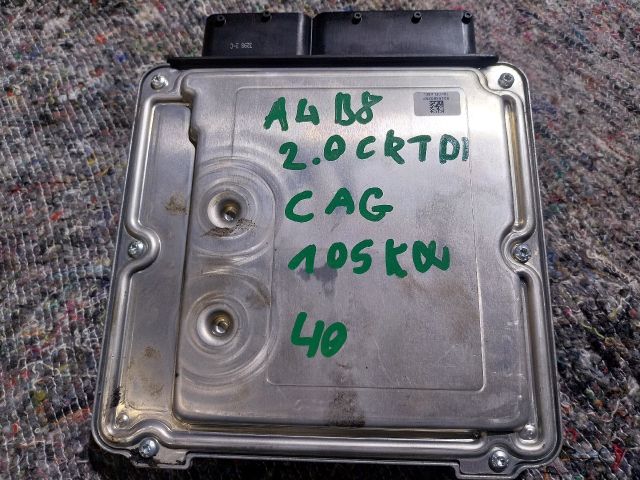 bontott AUDI A4 B8 Motorvezérlő
