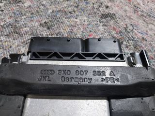 bontott AUDI A4 B8 Motorvezérlő