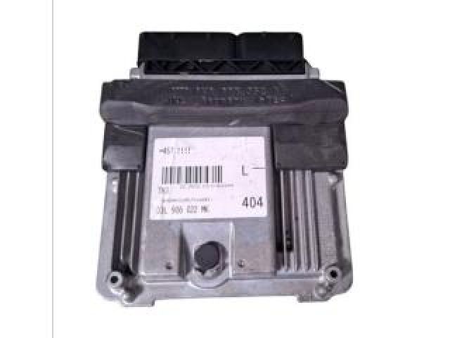 bontott AUDI A4 B8 Motorvezérlő