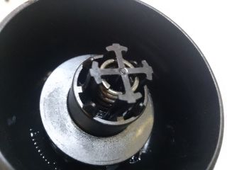 bontott AUDI A4 B8 Olajszűrő Kupak