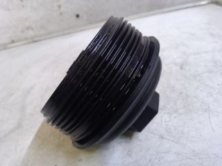 bontott AUDI A4 B8 Olajszűrő Kupak