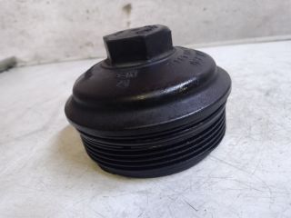 bontott AUDI A4 B8 Olajszűrő Kupak