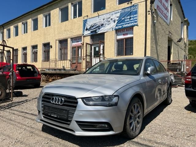 bontott AUDI A4 B8 Önindító