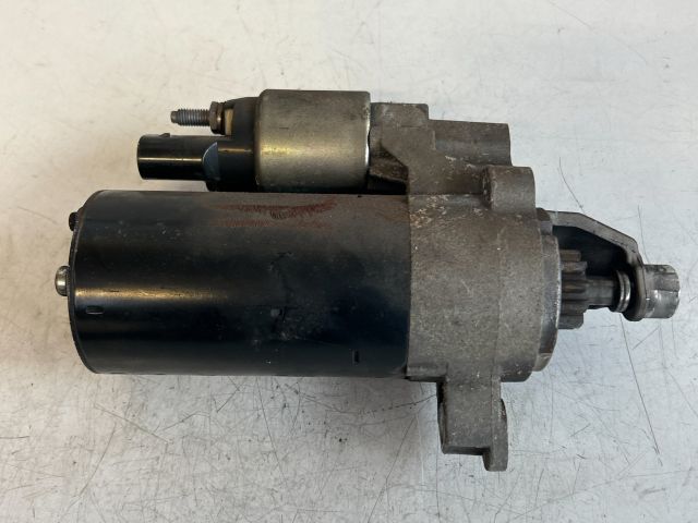 bontott AUDI A4 B8 Önindító