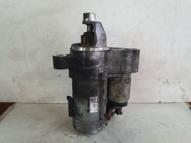 bontott AUDI A4 B8 Önindító