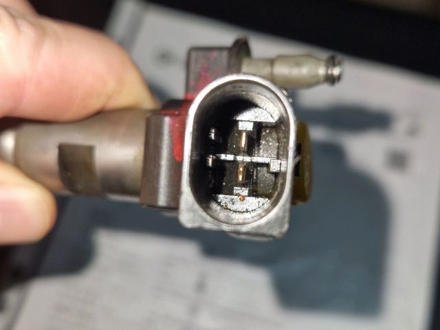 bontott AUDI A4 B8 Porlasztó (1 db)