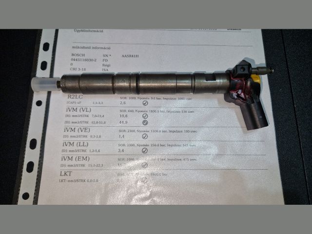 bontott AUDI A4 B8 Porlasztó (1 db)