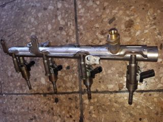 bontott AUDI A4 B8 Porlasztó Sor / Híd