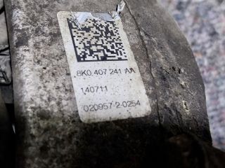 bontott AUDI A4 B8 Bal első Csonkállvány