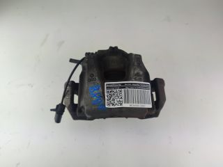 bontott AUDI A4 B8 Bal első Féknyereg Munkahengerrel