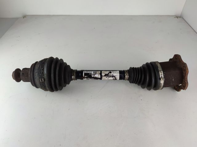 bontott AUDI A4 B8 Bal Féltengely