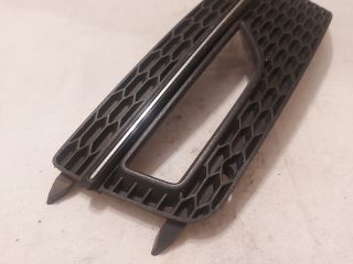 bontott AUDI A4 B8 Bal Ködlámpa Rács