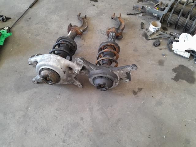 bontott AUDI A4 B8 Első Lengéscsillapító Pár