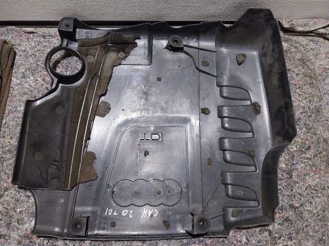 bontott AUDI A4 B8 Felső Motorburkolat