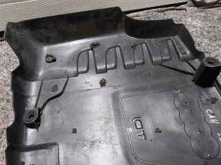 bontott AUDI A4 B8 Felső Motorburkolat