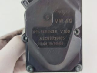 bontott AUDI A4 B8 Fojtószelep (Elektromos)