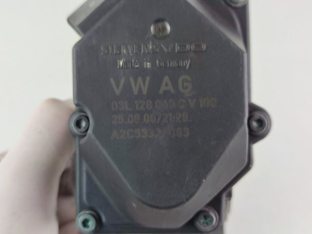 bontott AUDI A4 B8 Fojtószelep (Elektromos)