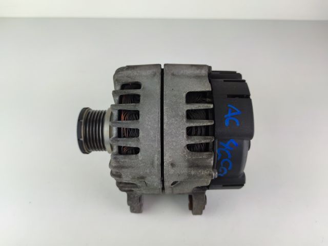 bontott AUDI A4 B8 Generátor