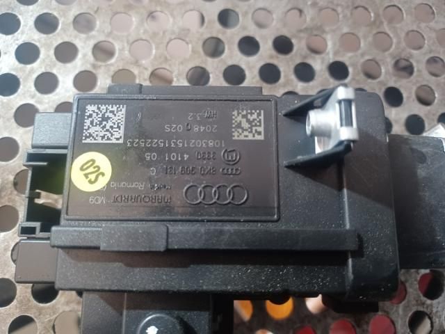 bontott AUDI A4 B8 Gyújtáskapcsoló