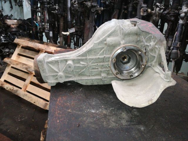bontott AUDI A4 B8 Hátsó Differenciálmű