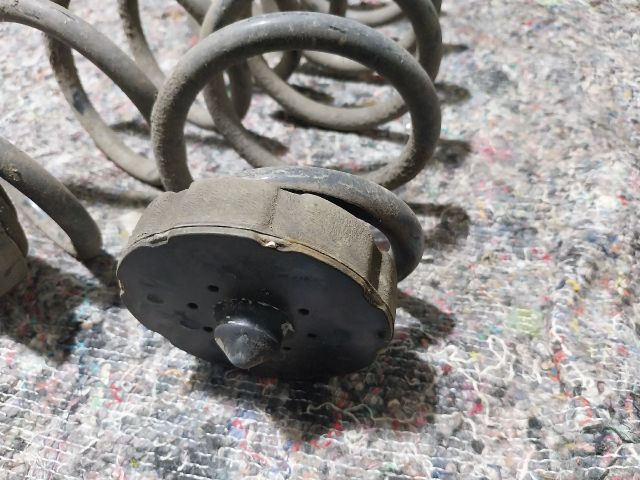 bontott AUDI A4 B8 Hátsó Rugó Pár