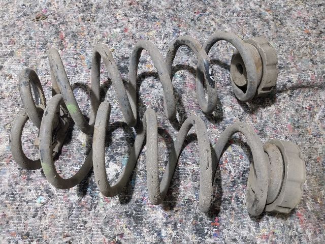 bontott AUDI A4 B8 Hátsó Rugó Pár